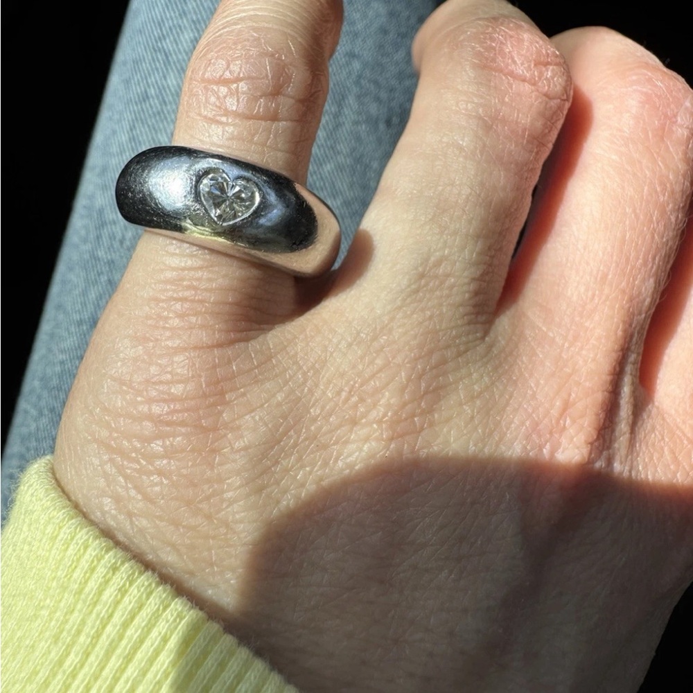 🚫🚫🚫SOLD 18k White Gold Heart Natural Diamond Heavy Ring .40 Ct-16.9g, size 4.25 - Picture 3 of 4